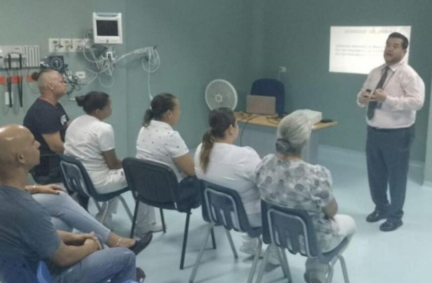 Equipo de Enfermería del Hospital de Yrene Fernández realiza Reunión